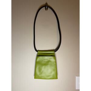 GREAT unique design bocci+bii lime green leather feed bag purse infinity strap